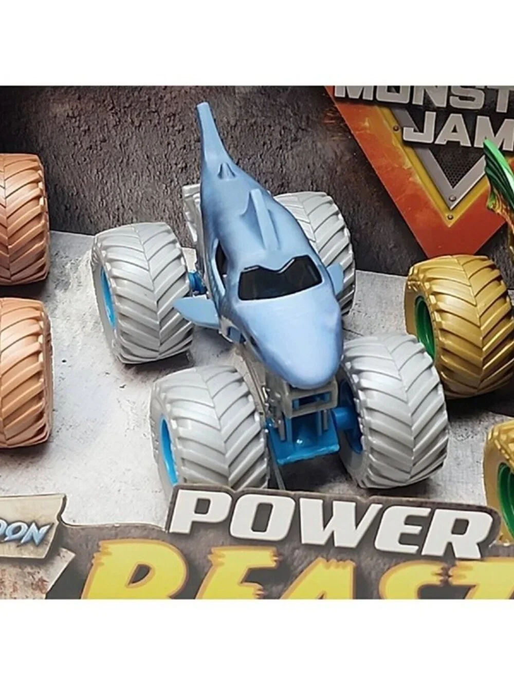 Monster Jam Trucks Hot Wheels Power Beasts 4 Pack Spin Master 1:64